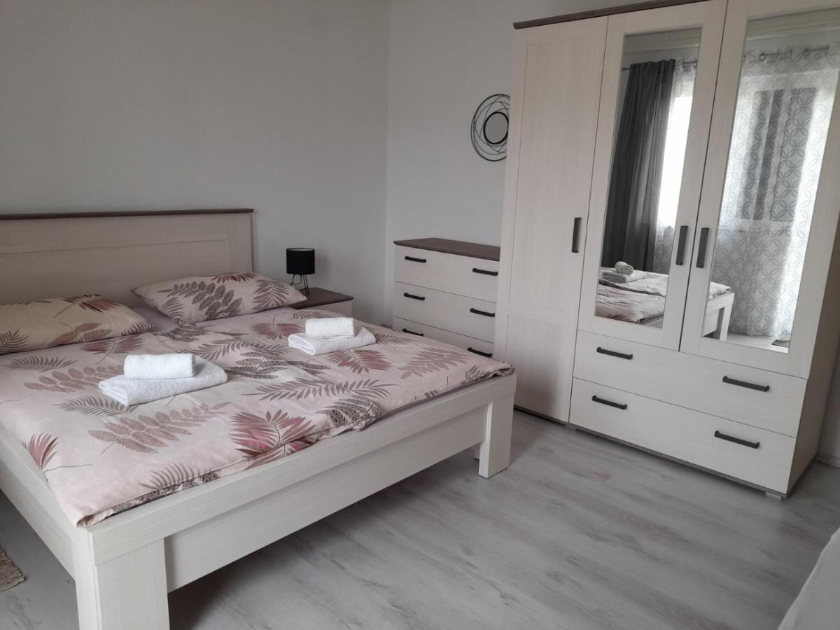 Apartment Tariba Supetarska Draga Εξωτερικό φωτογραφία